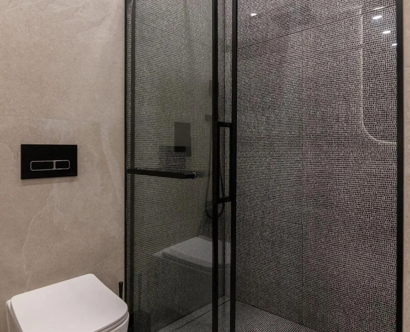 Leogrand Jacuzzi On Nalyvayka 14 Apartment Lviv Ukraine