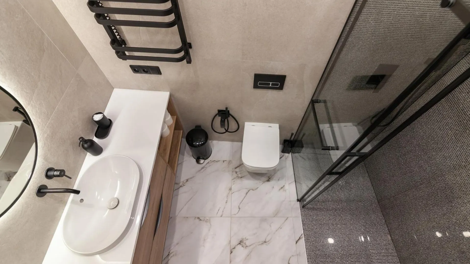 Leogrand Jacuzzi On Nalyvayka 14 Apartment Lviv Ukraine